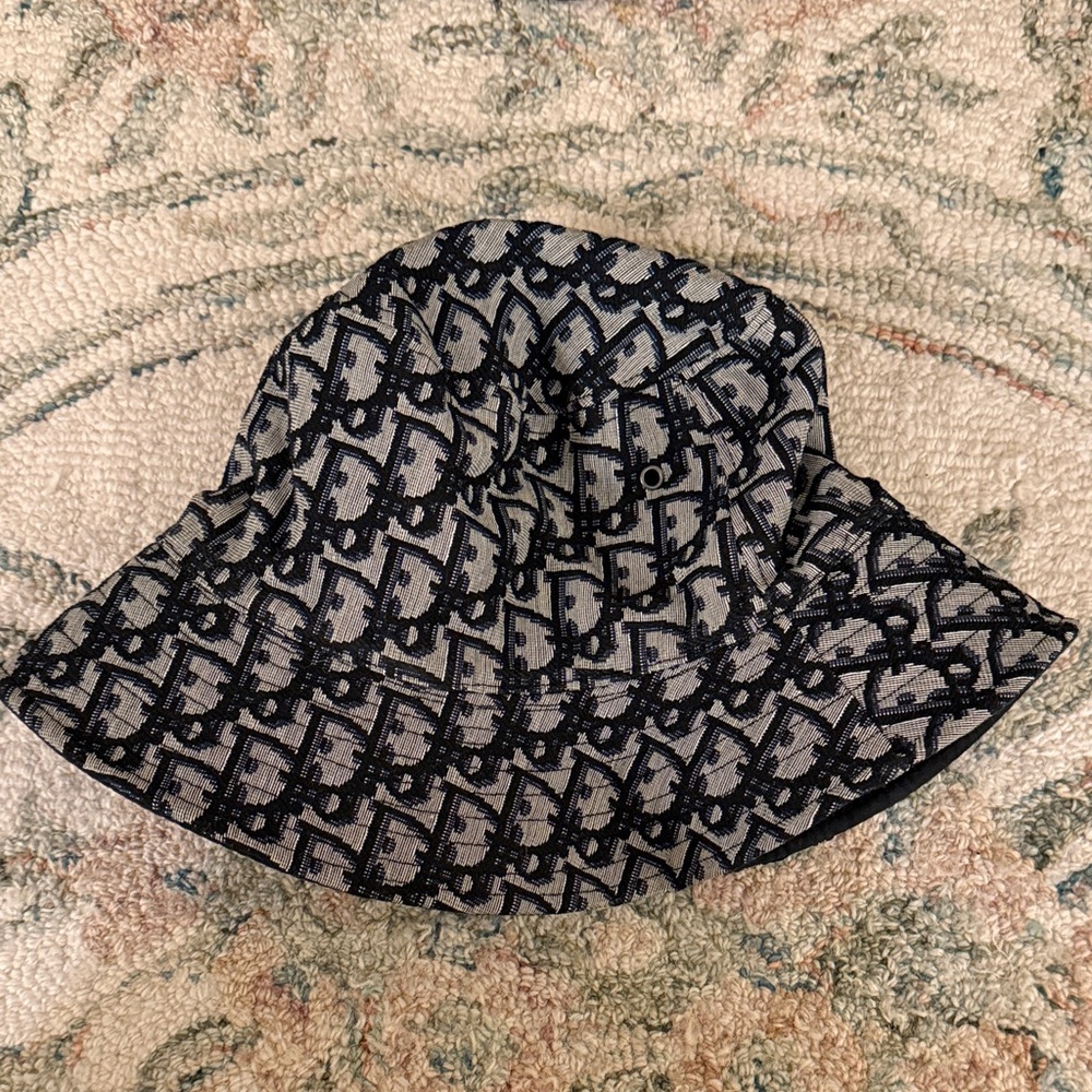 Black and Gray Patterned Bucket Hat